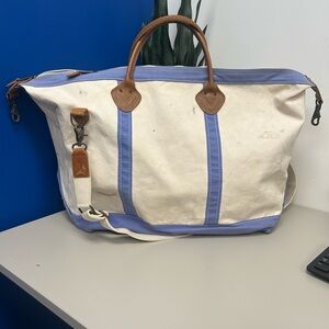 LL Bean Vintage Full Zippered Boat & Tote Light Blue Canvas Leather w/ Strap! XL